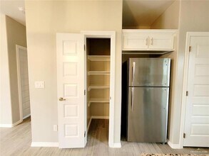 2109 Stauffers St, Unit 4 in Weslaco, TX - Building Photo - Building Photo