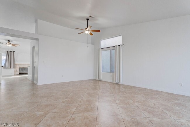 2205 Riderwood Ave in North Las Vegas, NV - Building Photo - Building Photo