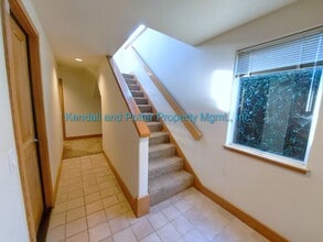 437 Alta Loma Ln in Santa Cruz, CA - Building Photo - Building Photo