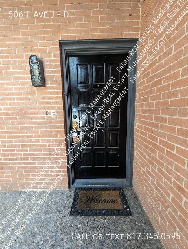 506 E Avenue J in Grand Prairie, TX - Building Photo - Building Photo