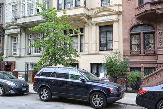 46 85th St in New York, NY - Foto de edificio - Building Photo