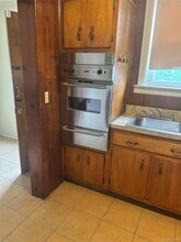 56 N 10th Ave in Mount Vernon, NY - Building Photo - Building Photo