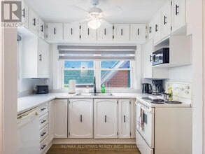 36 Main St in Kawartha Lakes, ON - Building Photo - Building Photo