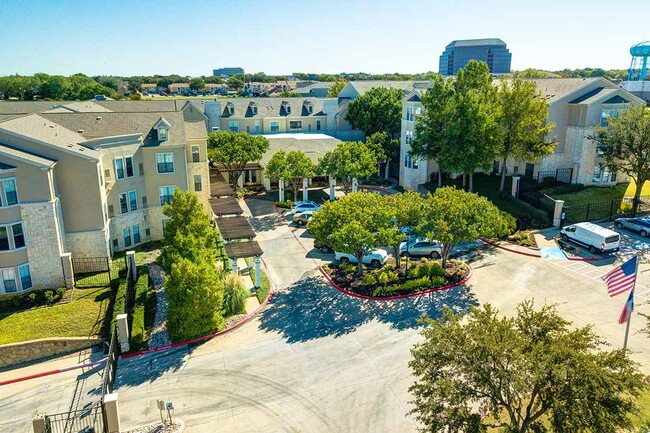 Ridgmar Place in Fort Worth, TX - Foto de edificio - Building Photo