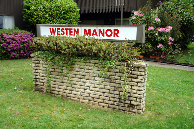 Westen Manor in Eugene, OR - Building Photo - Building Photo