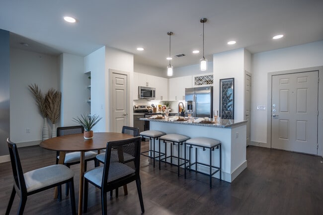 The Quinn on Thirty in Garland, TX - Building Photo - Interior Photo