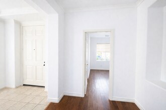 30138 Galbreth Ct in Castaic, CA - Building Photo - Building Photo