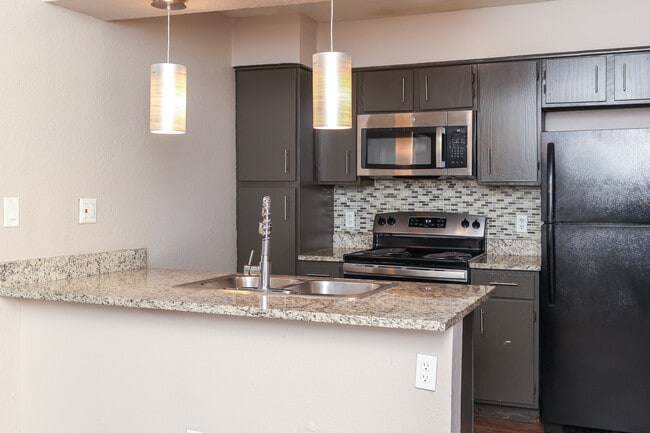 The Chandler in Grand Prairie, TX - Building Photo - Interior Photo