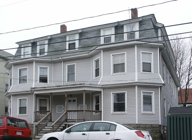 127 Oliver St in Fall River, MA - Building Photo - Building Photo