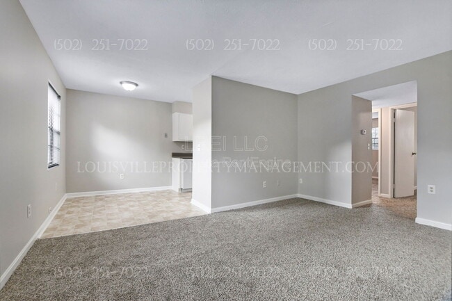 3105 Fordhaven Rd in Louisville, KY - Foto de edificio - Building Photo