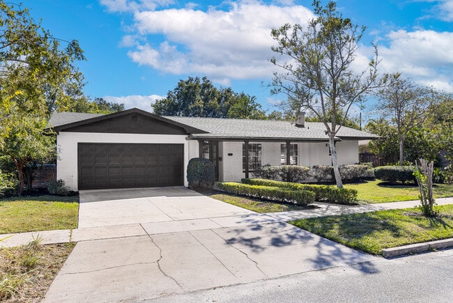 2920 Abbey Ct in Winter Park, FL - Building Photo - Building Photo