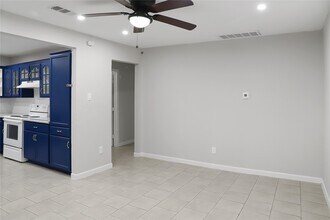 611 93rd St in Houston, TX - Building Photo - Building Photo