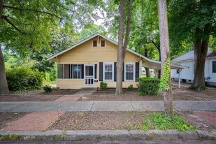 2034 Fenwick St in Augusta, GA - Building Photo