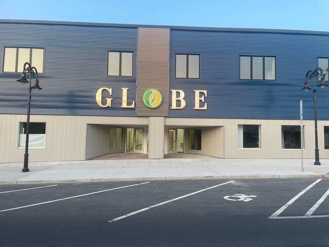 302 Court St, Unit 204