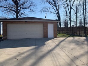 6311 Theota Ave in Parma, OH - Building Photo - Building Photo
