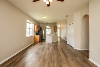 1741 Mountclair Ct in Mount Dora, FL - Building Photo - Building Photo