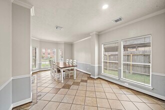 5718 Charlestown Colony Dr in Houston, TX - Building Photo - Building Photo