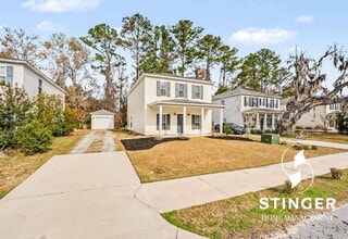 14 Los Robles Rd in Beaufort, SC - Building Photo - Building Photo