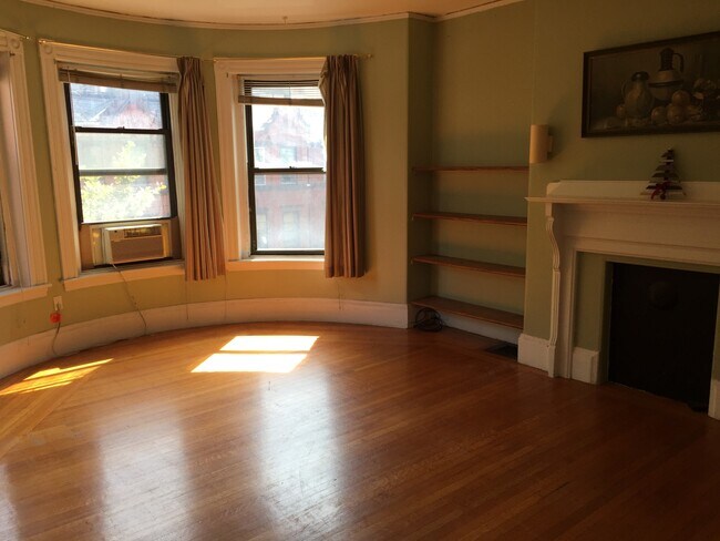 property at 429 Marlborough St