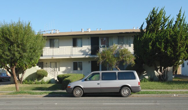 743 E Duane Ave in Sunnyvale, CA - Building Photo - Building Photo