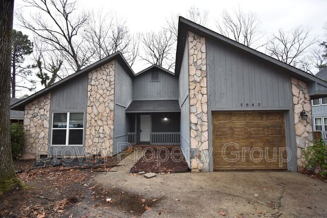 5824 Horton Pl in Fayetteville, NC - Building Photo - Building Photo