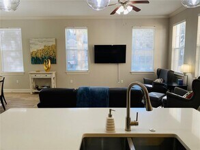 1400 Lake Baldwin Ln in Orlando, FL - Building Photo - Building Photo