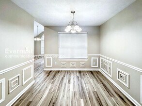 320 Ashley Woods Dr in Newnan, GA - Building Photo - Building Photo