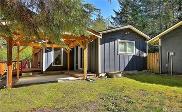 7269 SE 160th St in Olalla, WA - Building Photo - Building Photo