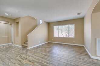 8944 Bandinella Ave in Las Vegas, NV - Building Photo - Building Photo