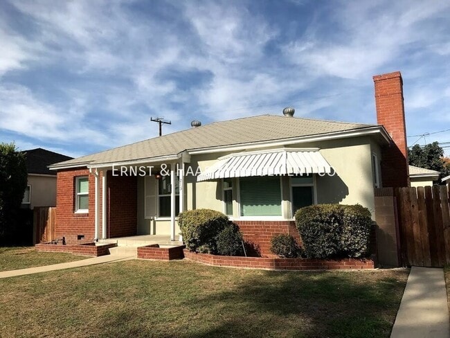 property at 215 E Scott St