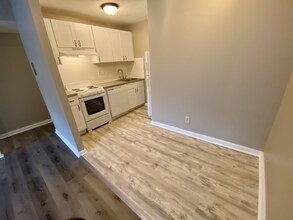 1862 Beacon St in Brookline, MA - Foto de edificio - Building Photo