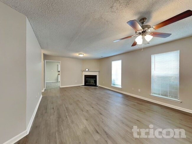 3525 Brookstone Way in Union City, GA - Building Photo - Building Photo