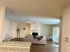 6338 Crab Orchard Rd in Houston, TX - Building Photo - Building Photo