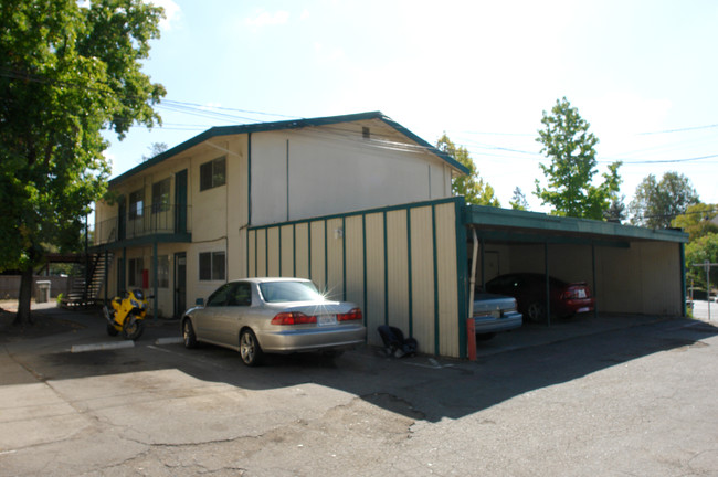 6123 Montecito Blvd in Santa Rosa, CA - Building Photo - Building Photo