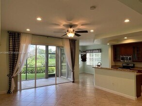 8342 NW 127th Ln-Unit -26-C in Parkland, FL - Building Photo - Building Photo