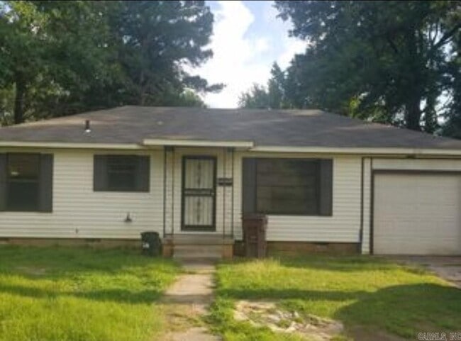 property at 2101 W 24th Ave