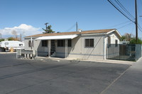 2537 N Las Vegas Blvd in North Las Vegas, NV - Building Photo - Building Photo