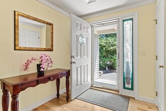 40 Walden Pond Dr in Nashua, NH - Building Photo - Building Photo