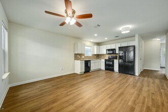 1531 Parkfield Cir in Round Rock, TX - Building Photo - Building Photo