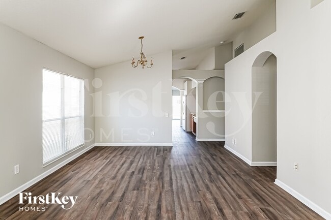 12430 Midpointe Dr in Riverview, FL - Foto de edificio - Building Photo