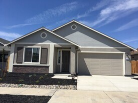 547 Glendon Ct in Merced, CA - Building Photo