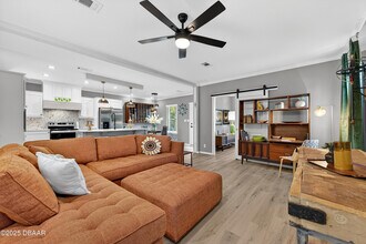 121 12th St in Daytona Beach, FL - Building Photo - Building Photo