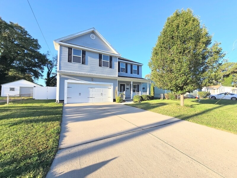625 River Creek Rd in Chesapeake, VA - Building Photo