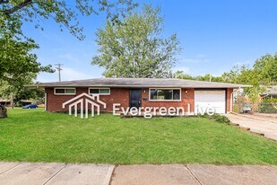 6509 Harshmanville Rd in Huber Heights, OH - Building Photo