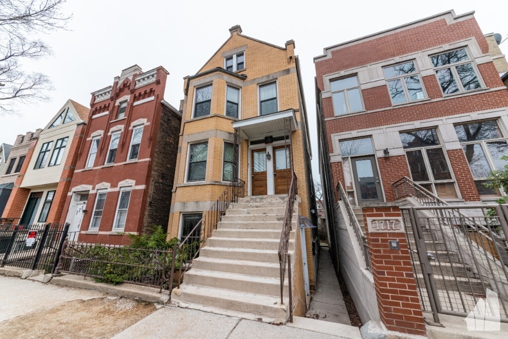1719 N Wood St in Chicago, IL - Building Photo