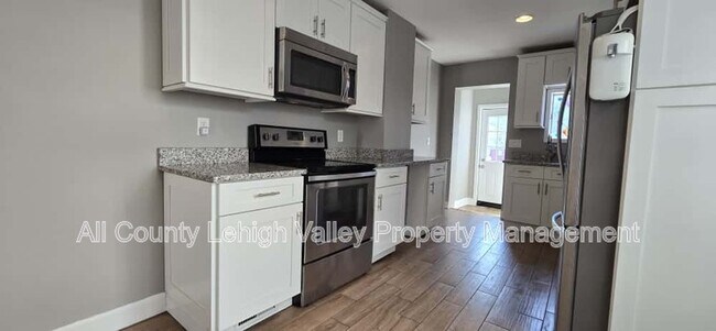 316 E Union Blvd in Bethlehem, PA - Building Photo - Building Photo