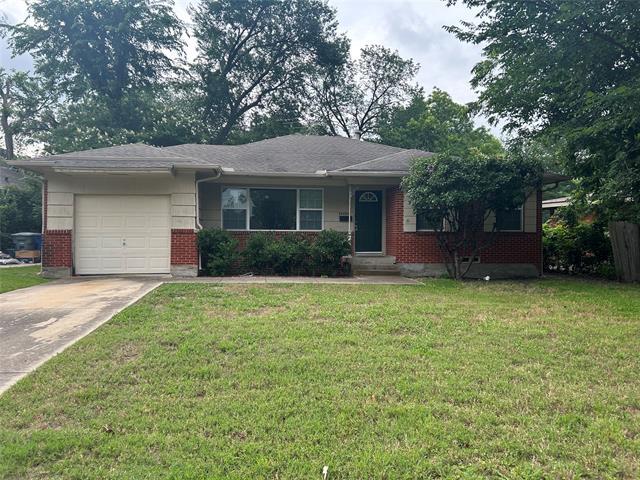 10108 Pinecrest Dr in Dallas, TX - Building Photo