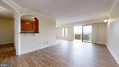 3100 S Manchester St in Falls Church, VA - Foto de edificio - Building Photo