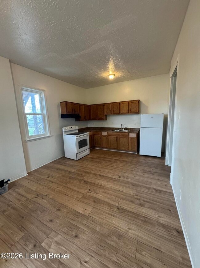 property at 3860 Southern Pkwy