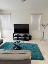 10476 NW 61st St in Doral, FL - Building Photo - Building Photo